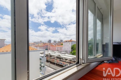 Apartamento T3 para Venda em Alvalade