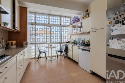 Apartamento T3 para Venda em Alvalade