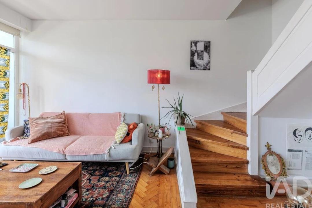 Apartamento T3 para Venda em Alvalade Foto 8