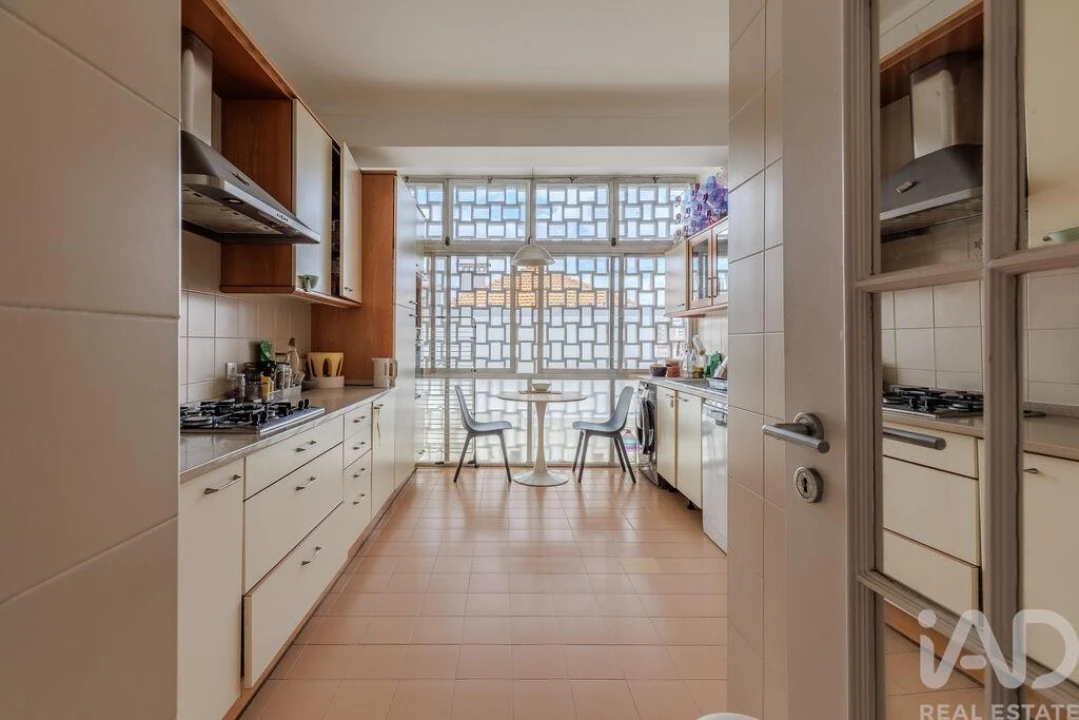 Apartamento T3 para Venda em Alvalade Foto 14