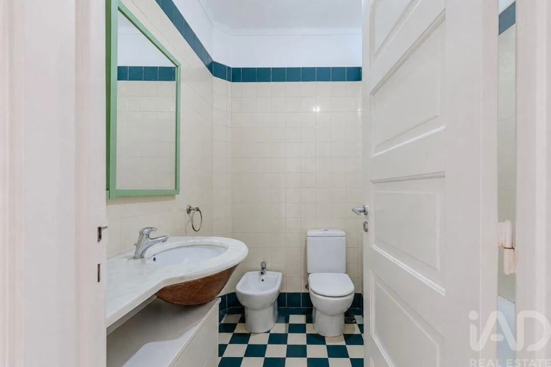 Apartamento T3 para Venda em Alvalade Foto 26