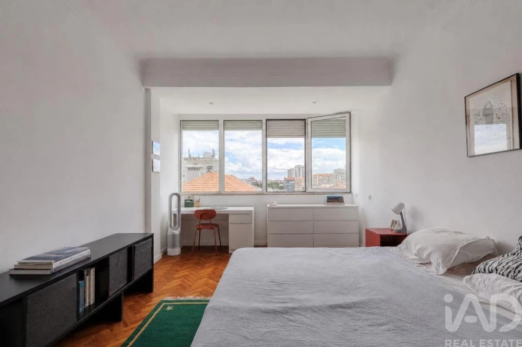 Apartamento T3 para Venda em Alvalade Foto 22