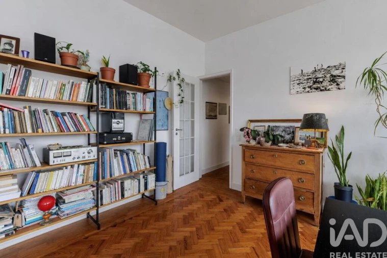 Apartamento T3 para Venda em Alvalade Foto 3