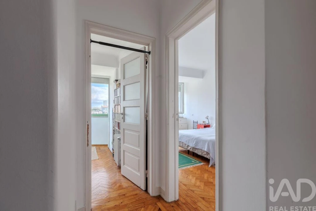 Apartamento T3 para Venda em Alvalade Foto 20
