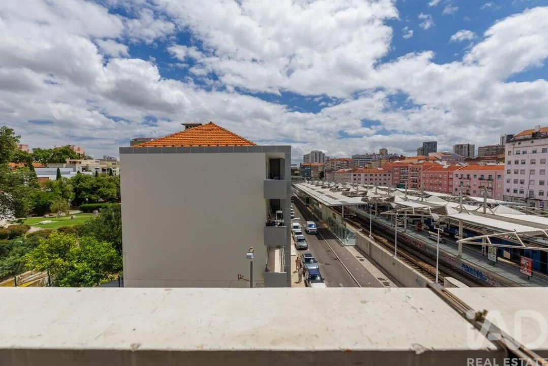 Apartamento T3 para Venda em Alvalade Foto 12