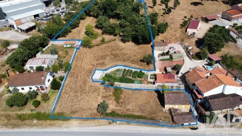 Moradia para Venda em São Miguel, Santa Eufémia e Rabaçal