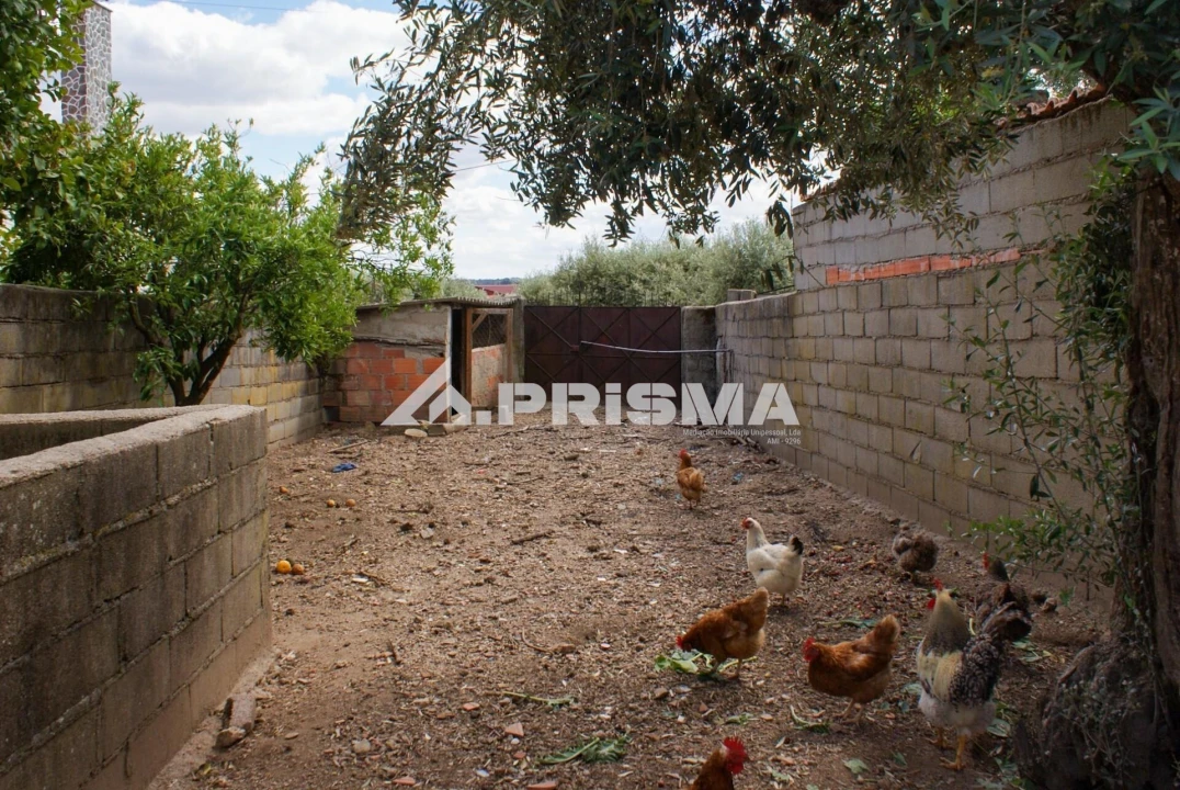 Moradia T2 para Venda em Orca Foto 28