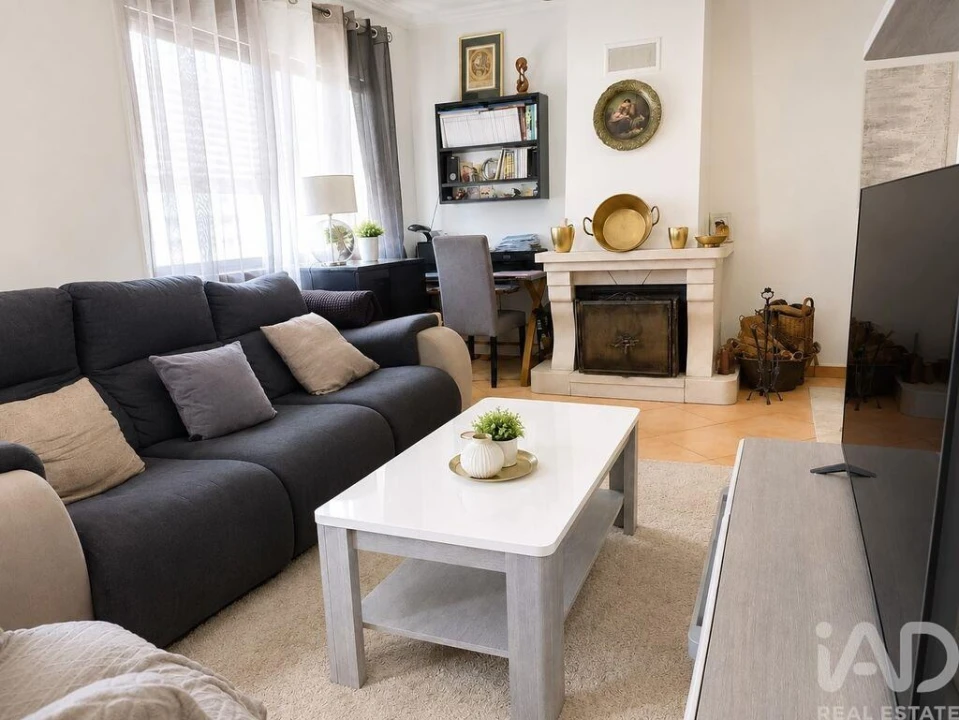 Apartamento T2 para Venda em Grândola e Santa Margarida da Serra Foto 1