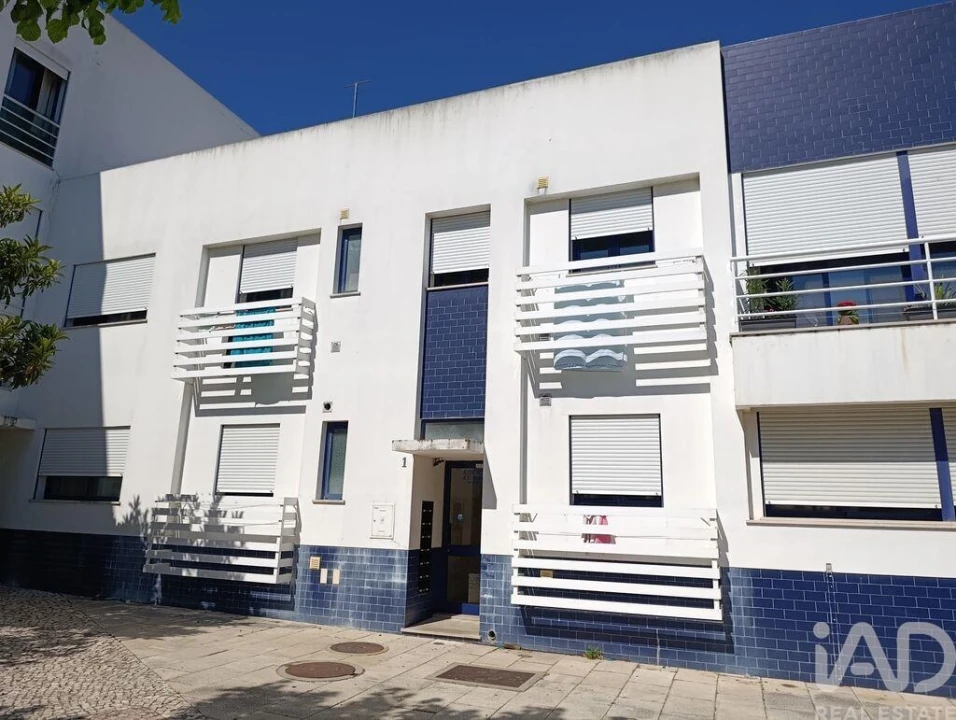Apartamento T2 para Venda em Grândola e Santa Margarida da Serra Foto 3