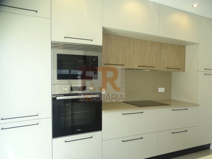 Moradia T4 para Venda em Fernao Ferro Foto 14