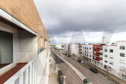 Apartamento T2 para Arrendamento em Lumiar