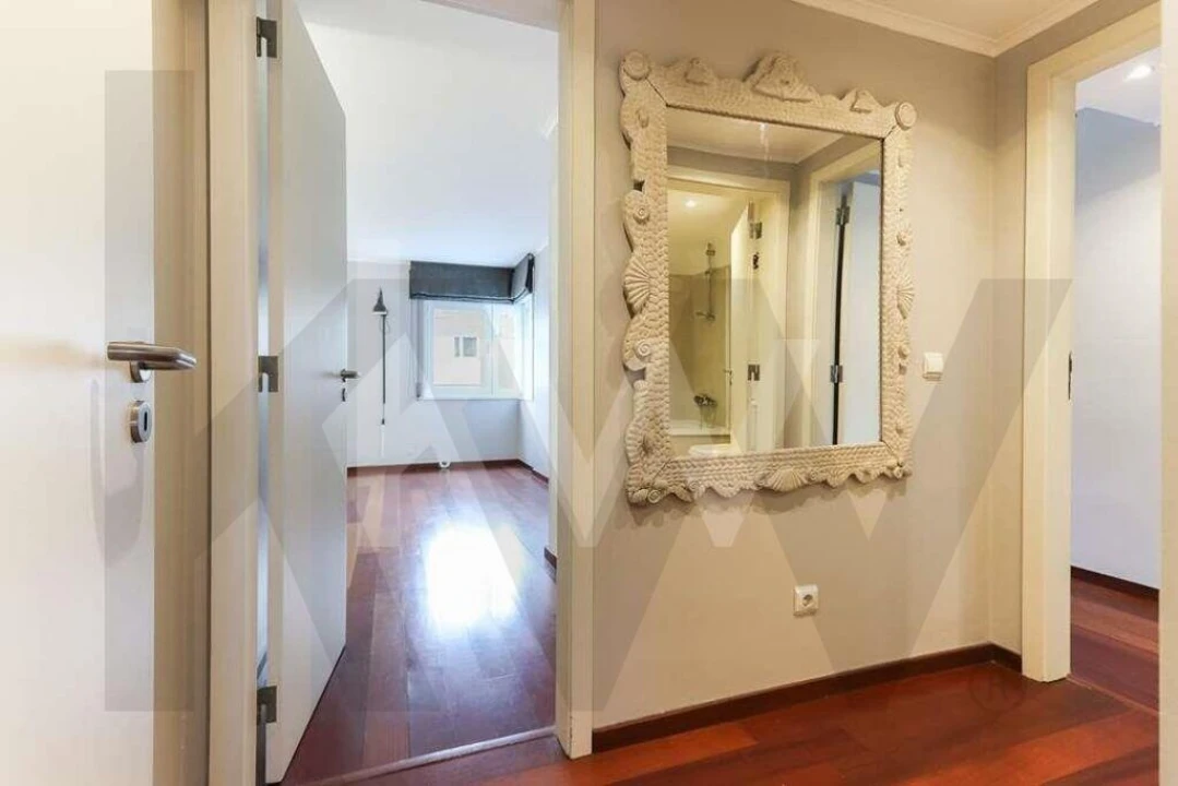 Apartamento T2 para Arrendamento em Lumiar Foto 8