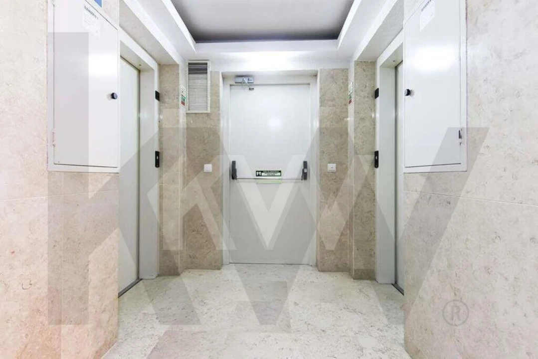 Apartamento T2 para Arrendamento em Lumiar Foto 7