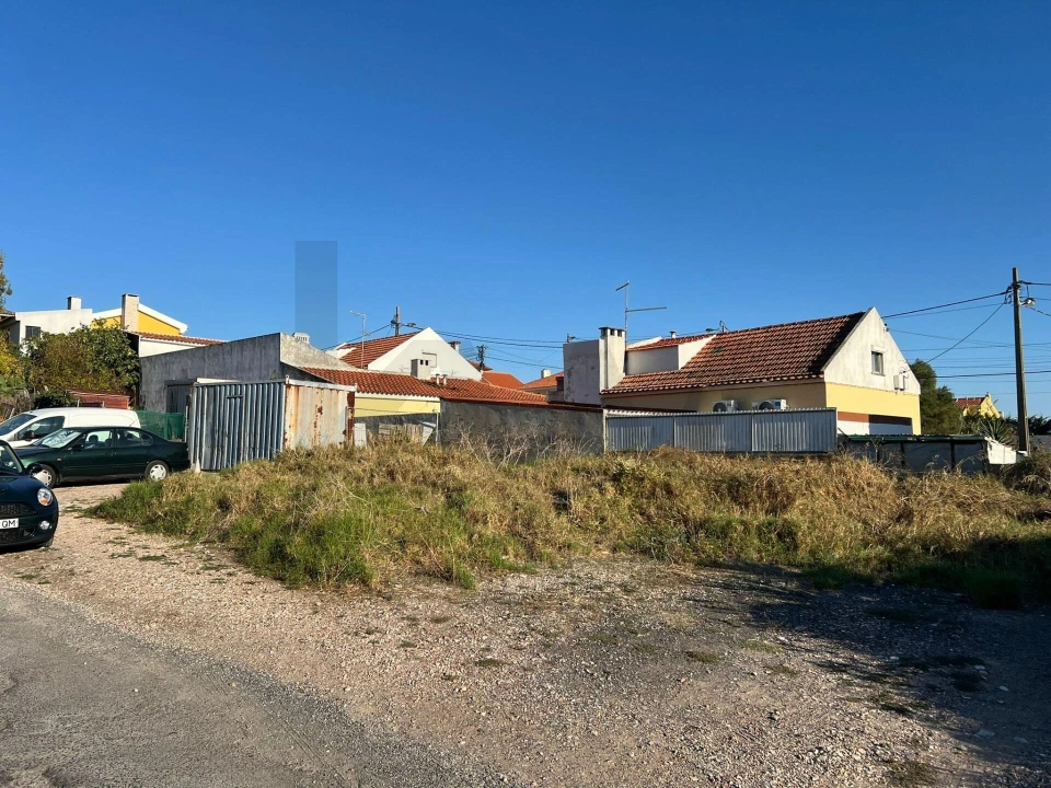 Terreno para Venda em São Domingos de Rana Foto 3