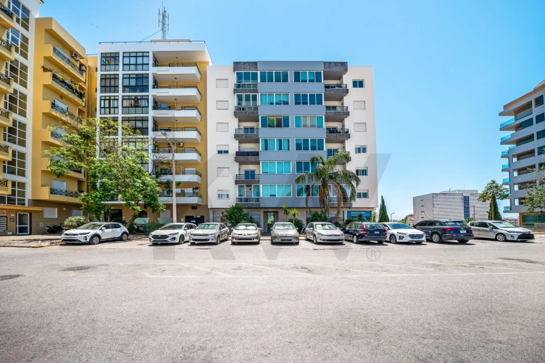 Apartamento T3 para Venda em Faro (Sé e São Pedro) Foto 28