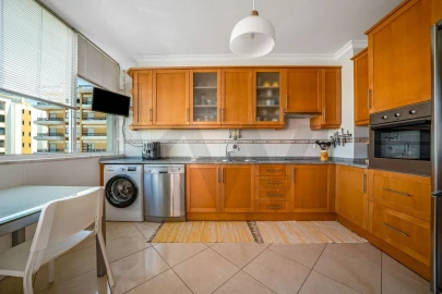 Apartamento T3 para Venda em Faro (Sé e São Pedro)