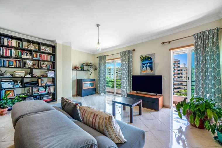 Apartamento T3 para Venda em Faro (Sé e São Pedro) Foto 9