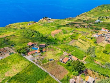 Moradia T3 para Venda em Ponta do Pargo