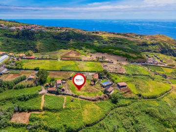 Moradia T3 para Venda em Ponta do Pargo