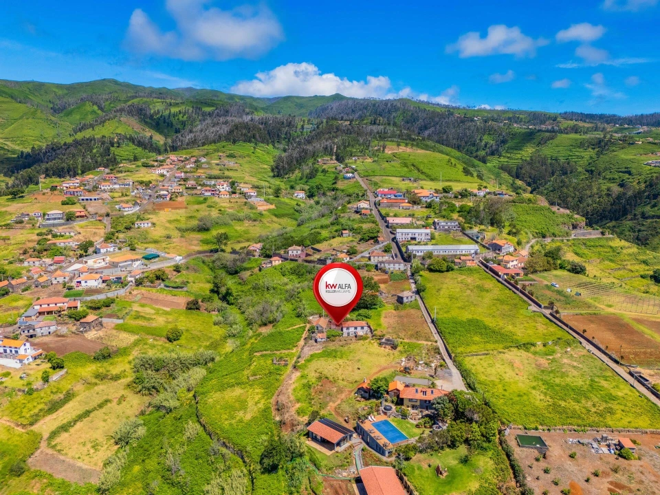 Moradia T3 para Venda em Ponta do Pargo Foto 46
