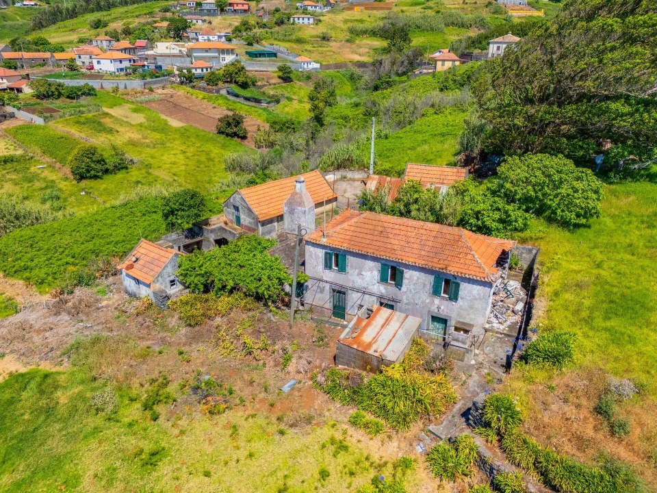 Moradia T3 para Venda em Ponta do Pargo Foto 35