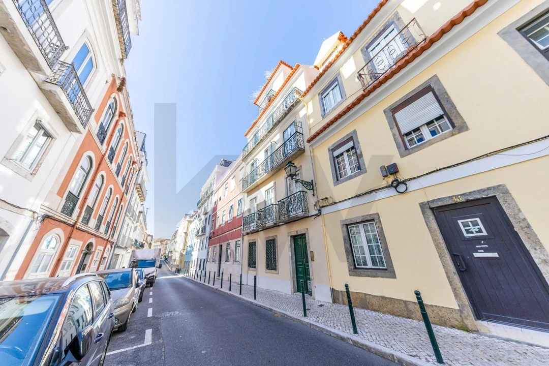 Apartamento T1 para Arrendamento em Santo António Foto 33