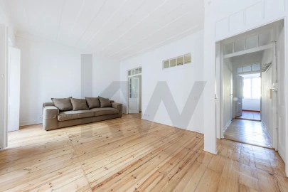 Apartamento T1 para Arrendamento em Santo António