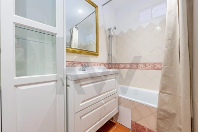 Apartamento T1 para Arrendamento em Santo António
