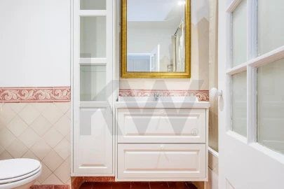 Apartamento T1 para Arrendamento em Santo António