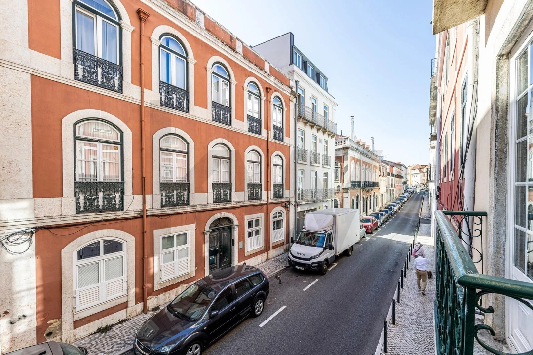 Apartamento T1 para Arrendamento em Santo António Foto 32