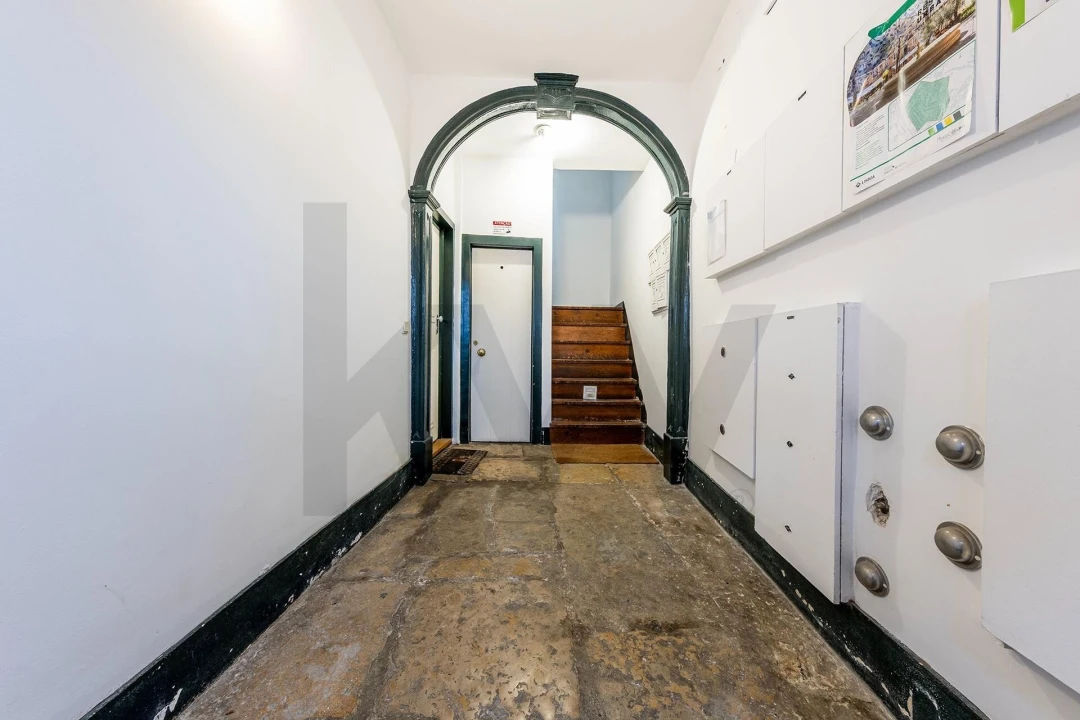 Apartamento T1 para Arrendamento em Santo António Foto 27