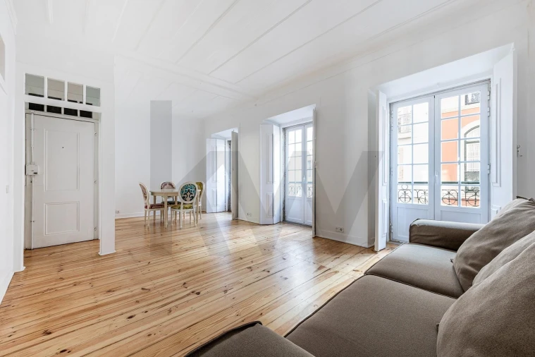 Apartamento T1 para Arrendamento em Santo António Foto 2