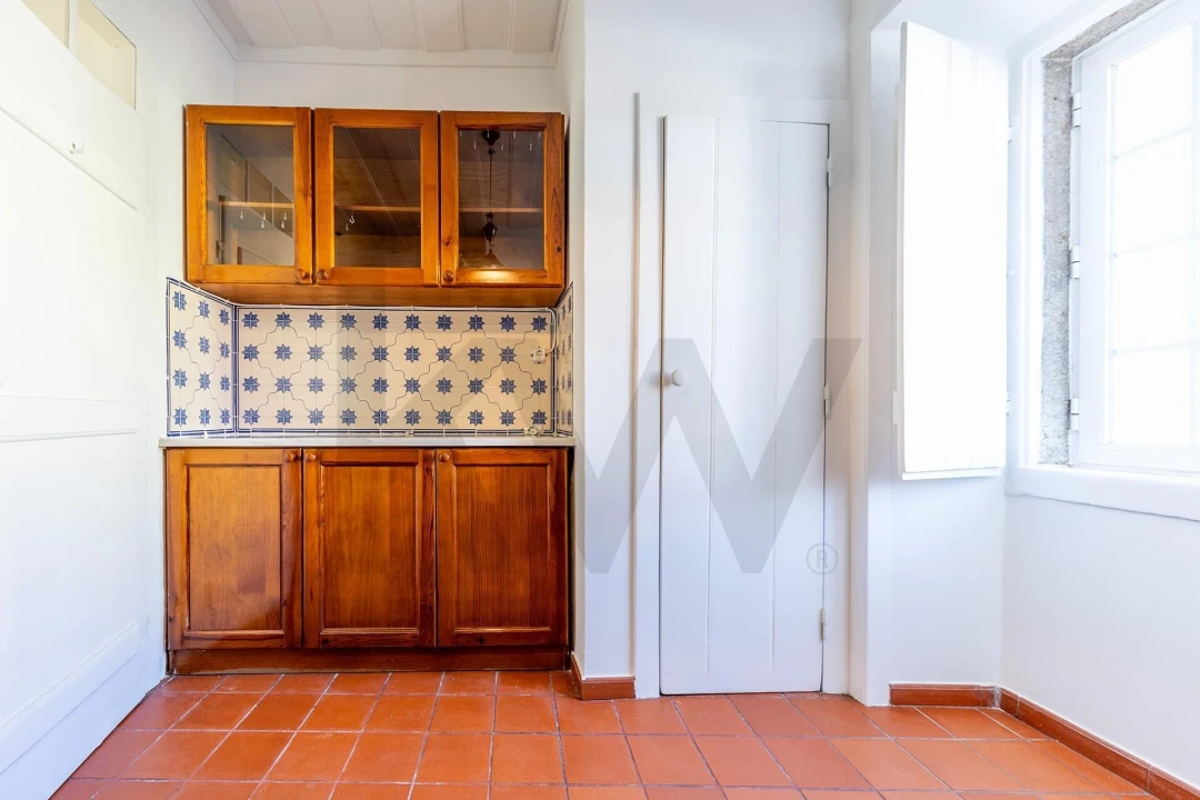 Apartamento T1 para Arrendamento em Santo António Foto 18