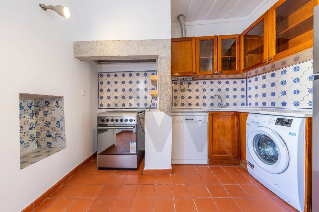 Apartamento T1 para Arrendamento em Santo António Foto 15
