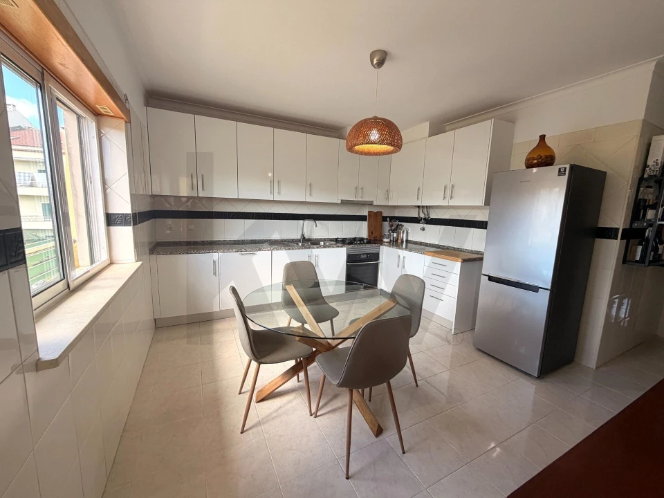 Apartamento T3 para Venda em Palmela Foto 3