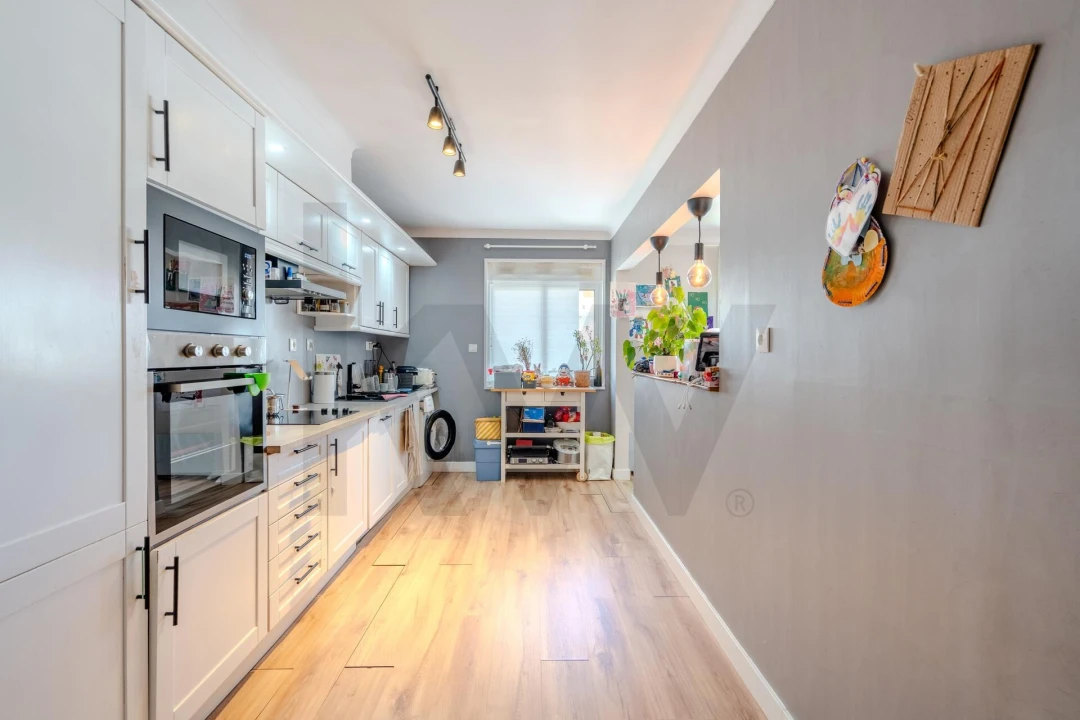 Apartamento T2 para Arrendamento em Carcavelos e Parede Foto 5
