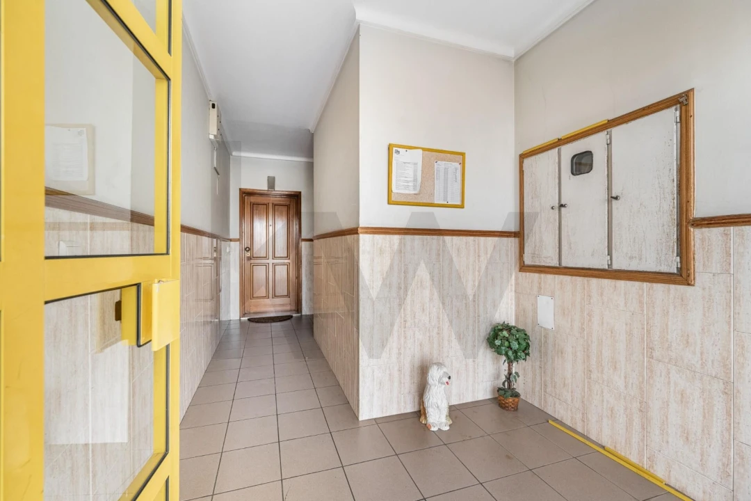 Apartamento T3 para Venda em Vila Praia de Ancora Foto 2