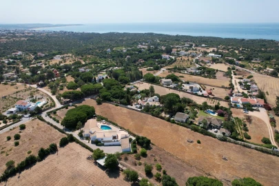 Moradia T4 para Venda em Lagoa e Carvoeiro