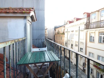Apartamento T3 para Arrendamento em Misericórdia