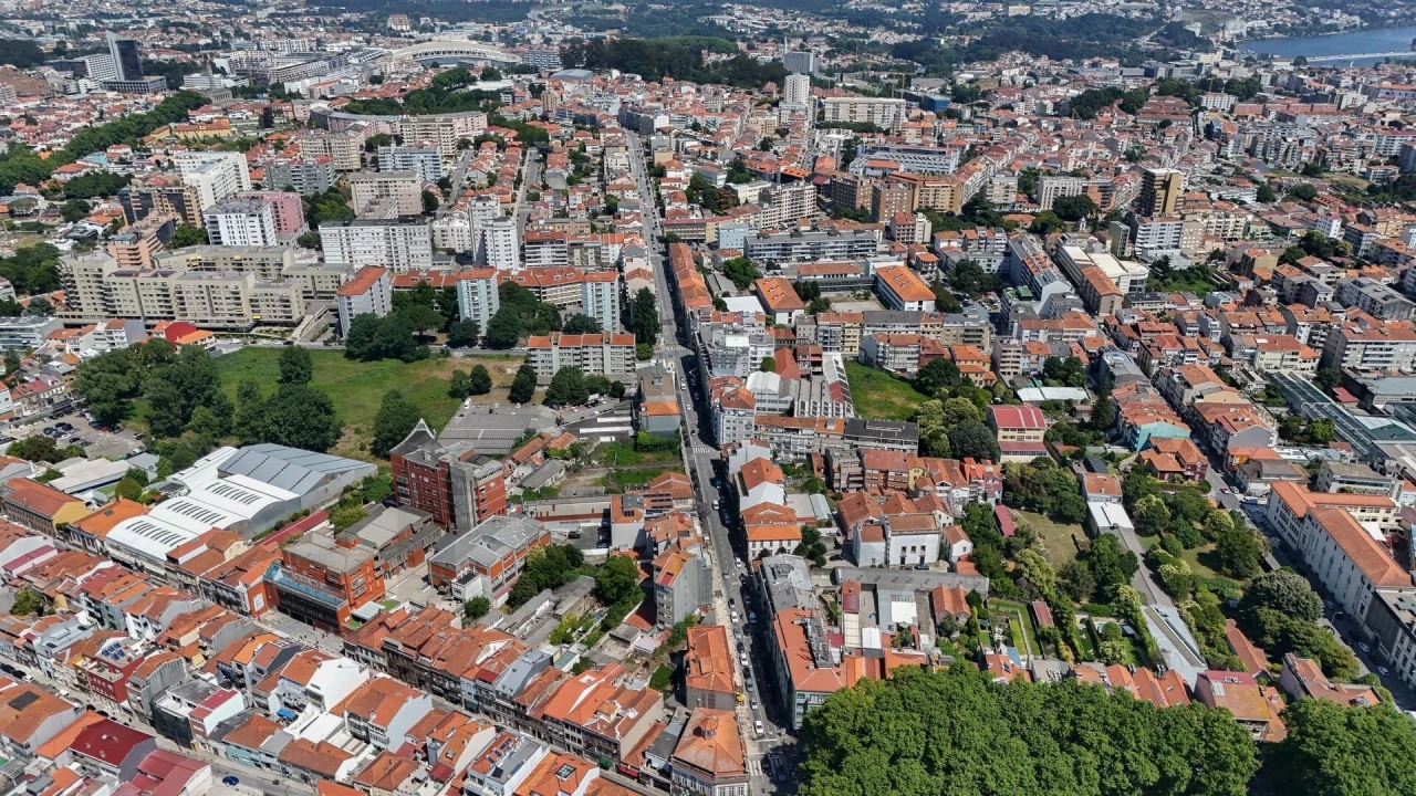 Apartamento T3 para Venda em Cedofeita, Santo Ildefonso, Sé, Miragaia, São Nicolau e Vitória Foto 25