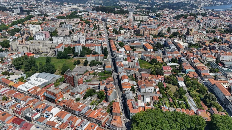 Apartamento T3 para Venda em Cedofeita, Santo Ildefonso, Sé, Miragaia, São Nicolau e Vitória Foto 25