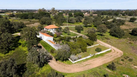 Moradia T3 para Venda em Gambia-Pontes-Alto da Guerra