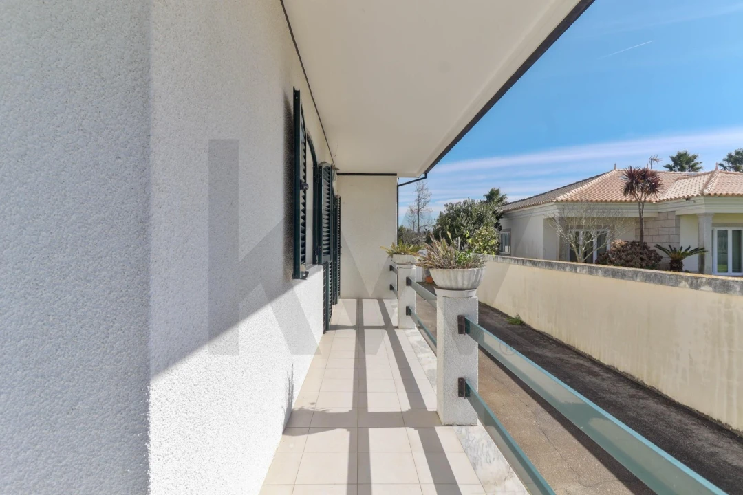 Moradia T3 para Venda em Oiã Foto 27