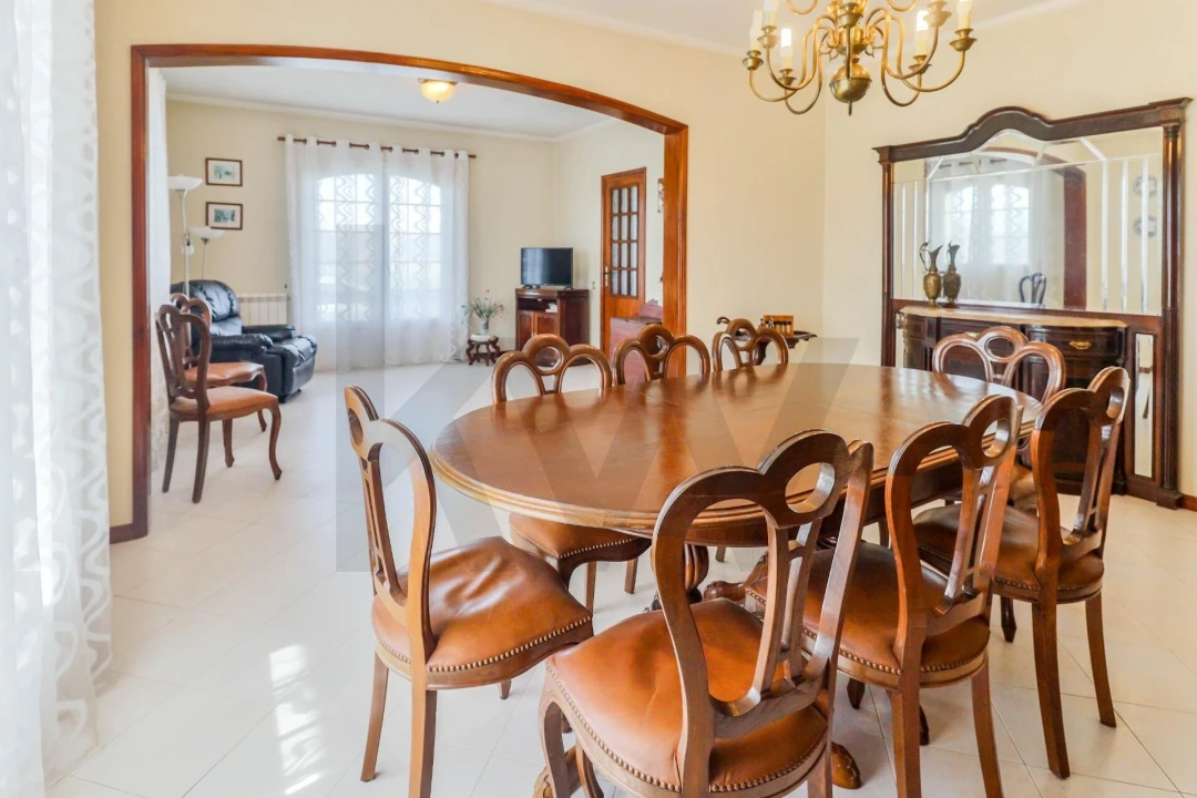 Moradia T3 para Venda em Oiã Foto 1