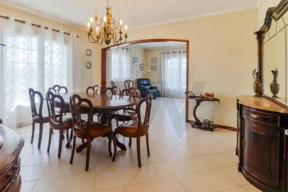 Moradia T3 para Venda em Oiã