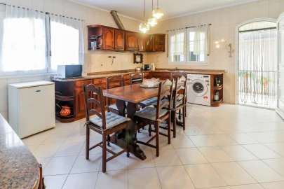 Moradia T3 para Venda em Oiã