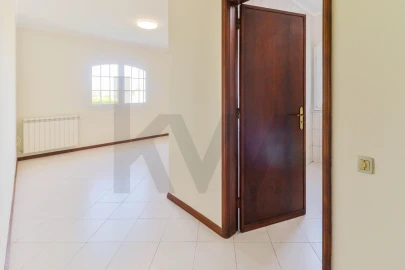 Moradia T3 para Venda em Oiã
