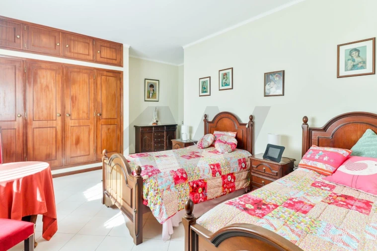 Moradia T3 para Venda em Oiã Foto 8