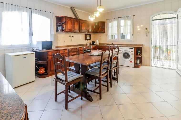 Moradia T3 para Venda em Oiã Foto 21