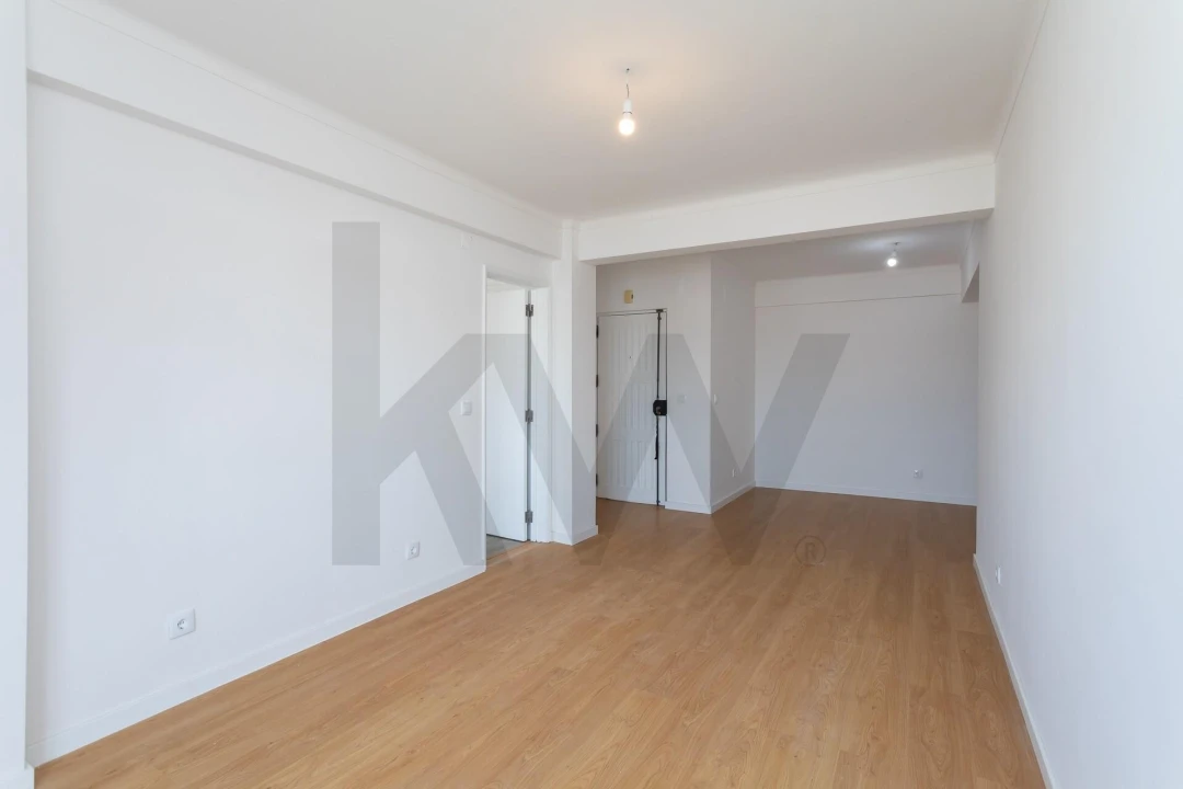 Apartamento T2 para Venda em Cacém e São Marcos Foto 12